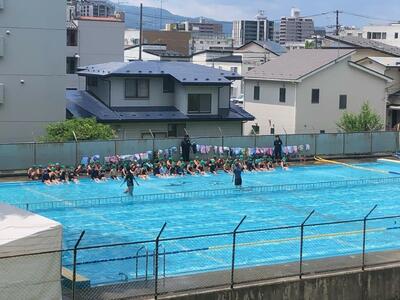 １年生のプール学習